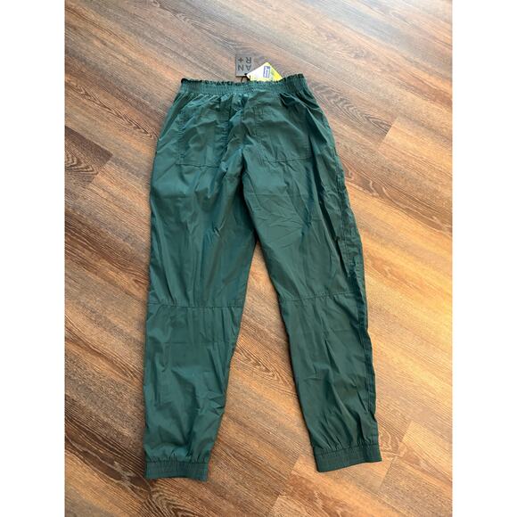 ANR+ Alp N Rock Harper Track Pants in Forest Green - Picture 3 of 5